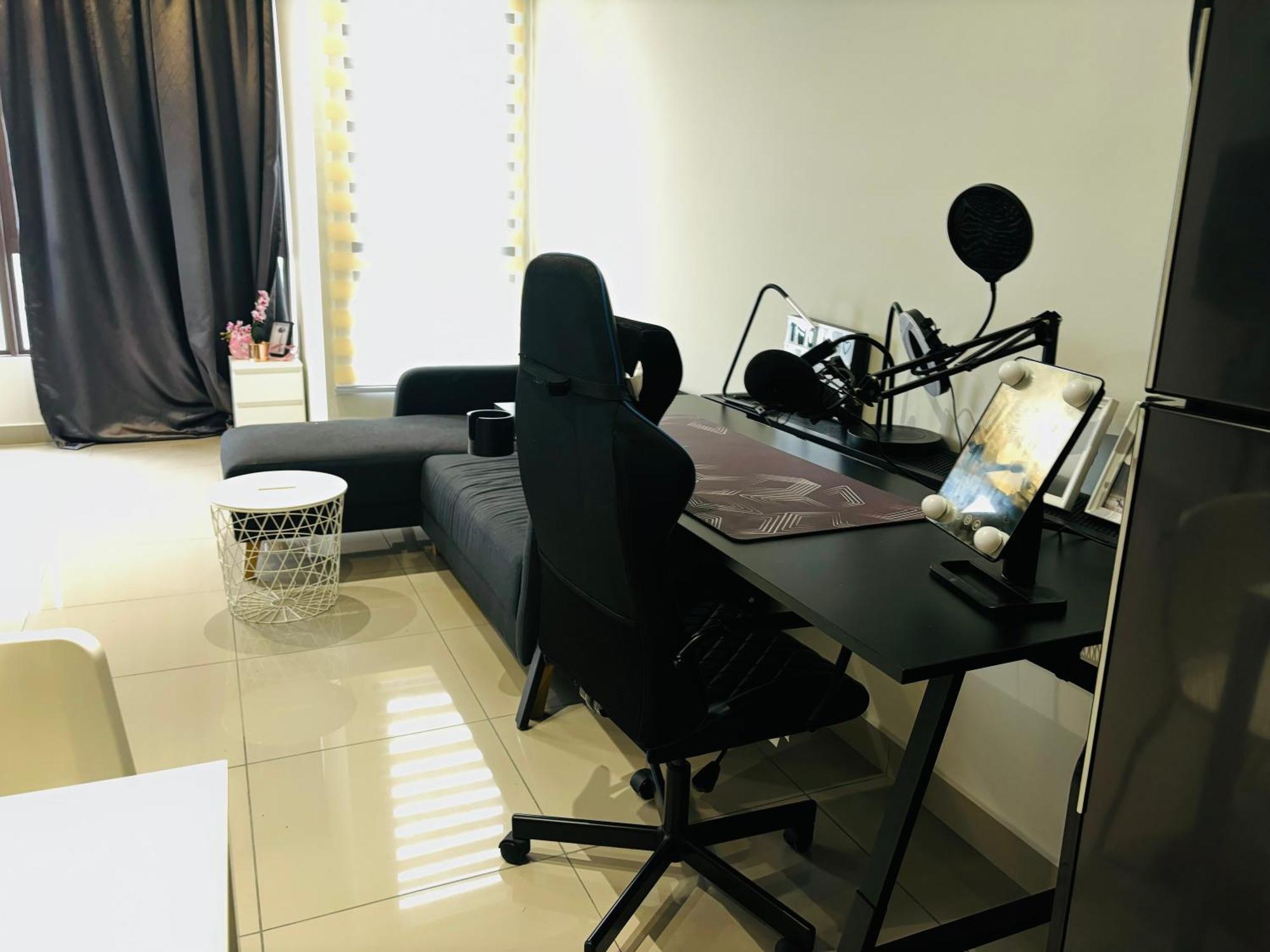 Trt The Royal Tune Karaoke Sing & Bali Residences Aparthotel Malacca